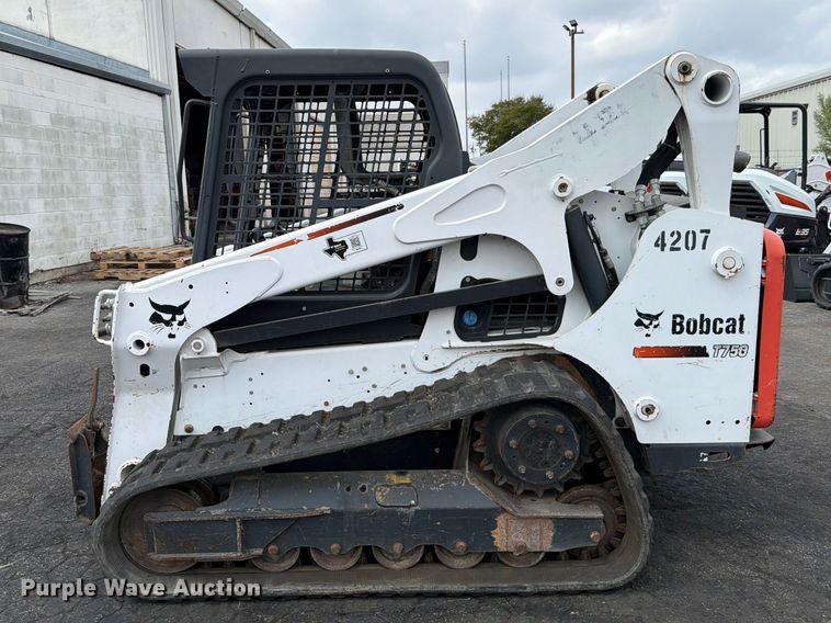 image for item FB8061 2016 Bobcat T750 tracked skid steer loader