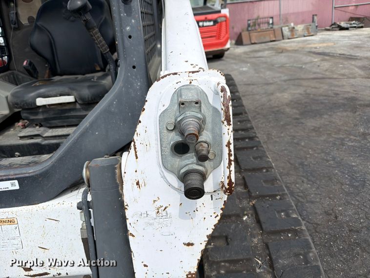 image for item FB8061 2016 Bobcat T750 tracked skid steer loader