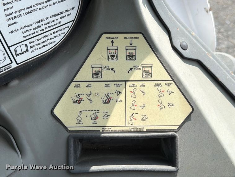 image for item FB8061 2016 Bobcat T750 tracked skid steer loader