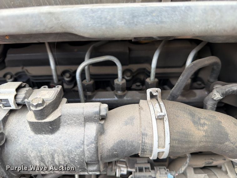 image for item FB8061 2016 Bobcat T750 tracked skid steer loader