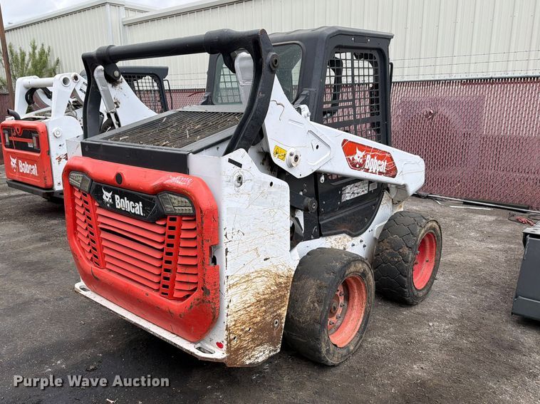 image for item FB8062 2020 Bobcat S64 skid steer loader