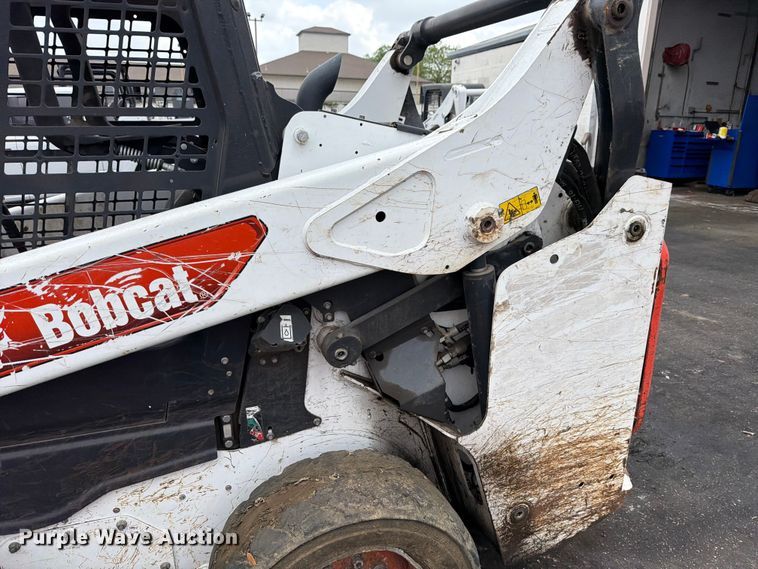 image for item FB8062 2020 Bobcat S64 skid steer loader
