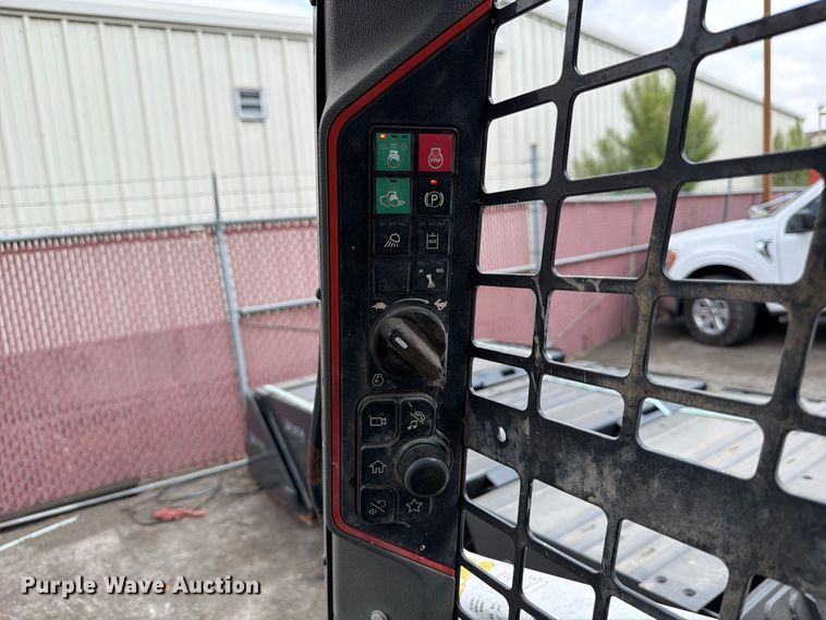 image for item FB8062 2020 Bobcat S64 skid steer loader