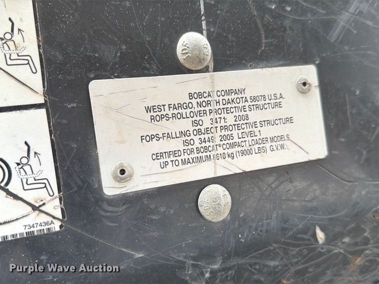 image for item FB8062 2020 Bobcat S64 skid steer loader