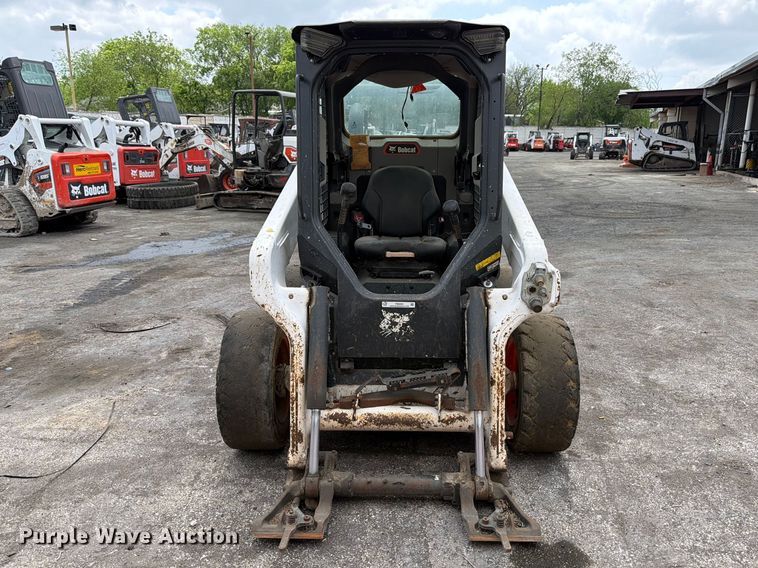 image for item FB8063 2021 Bobcat S64 skid steer loader