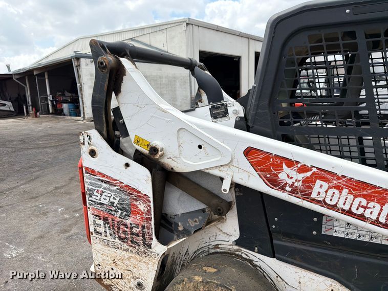 image for item FB8063 2021 Bobcat S64 skid steer loader