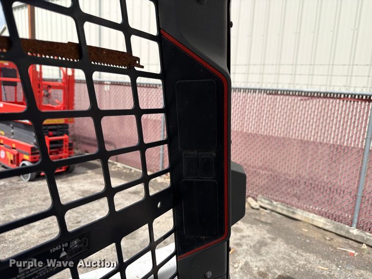 image for item FB8063 2021 Bobcat S64 skid steer loader