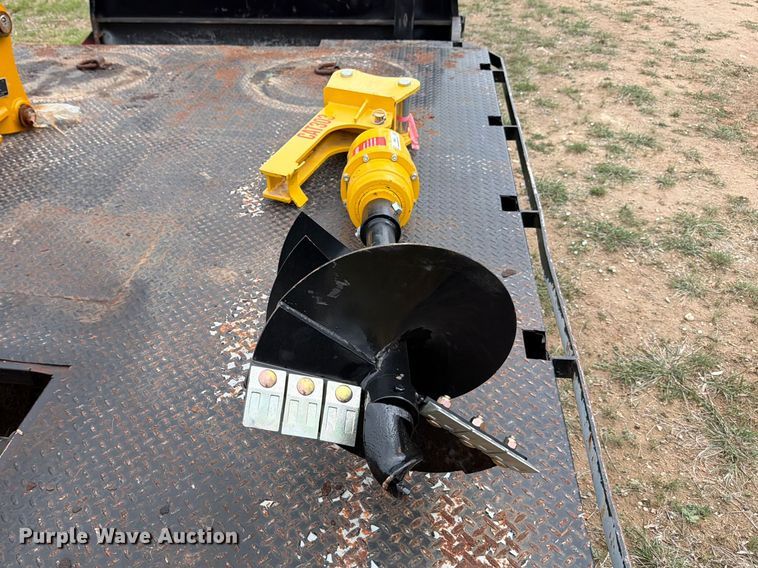 image for item FB8067 Auger