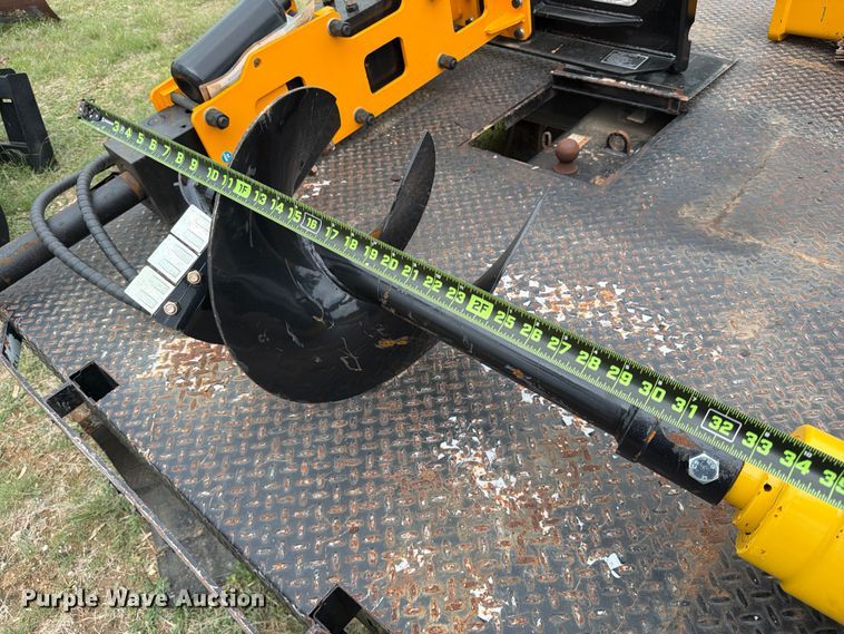 image for item FB8067 Auger