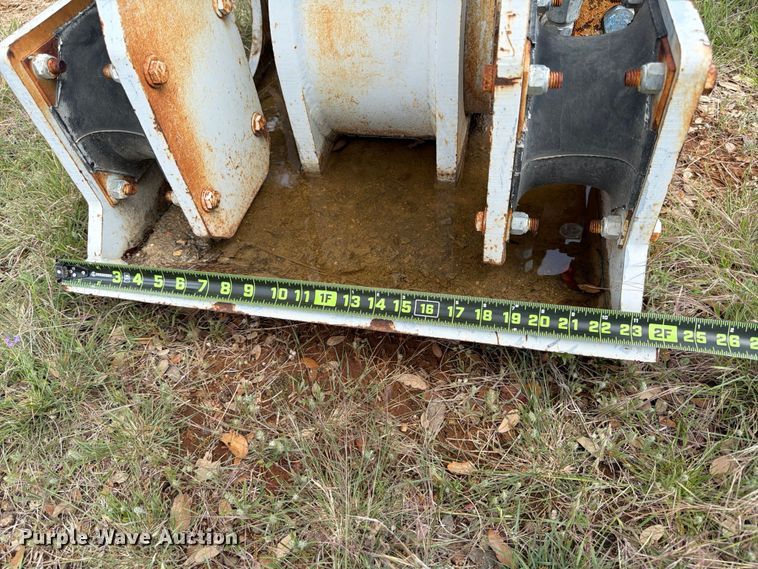 image for item FB8079 FRD HP75FT plate compactor