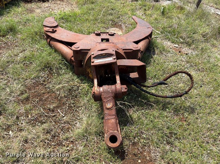 image for item FB8092 Young grapple attachment