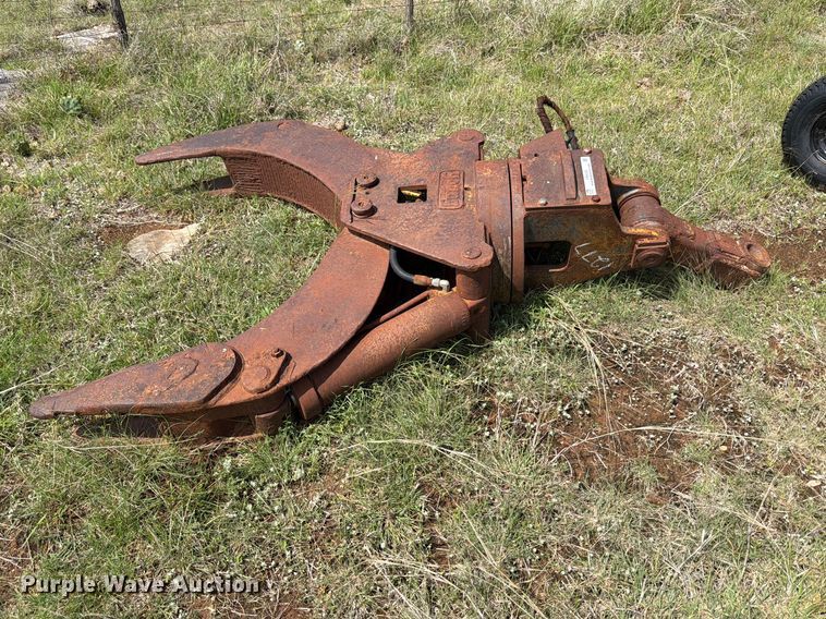 image for item FB8092 Young grapple attachment