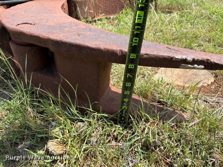 image for item FB8092 Young grapple attachment