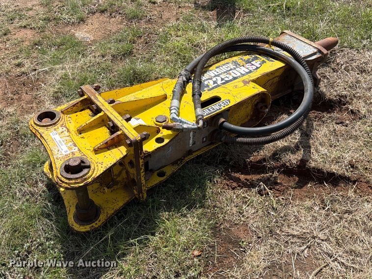 image for item FB8093 Maverick 2250HSP breaker