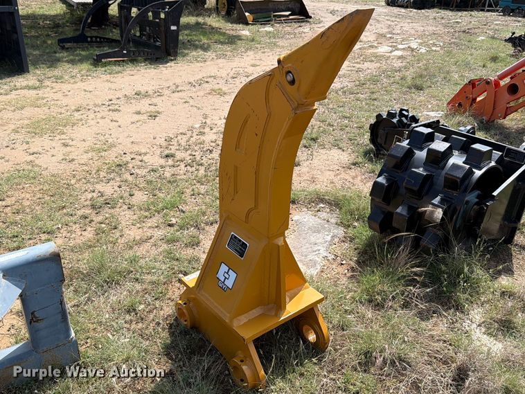 image for item FB8098 2025 GIYI Cat 320 Excavator ripper