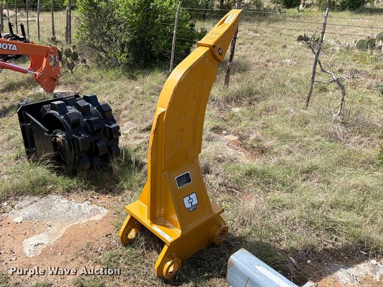 image for item FB8098 2025 GIYI Cat 320 Excavator ripper