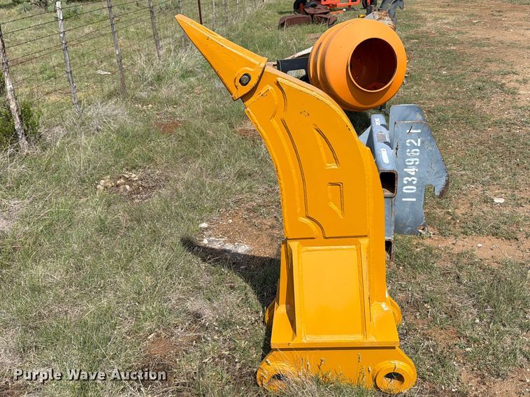 image for item FB8098 2025 GIYI Cat 320 Excavator ripper