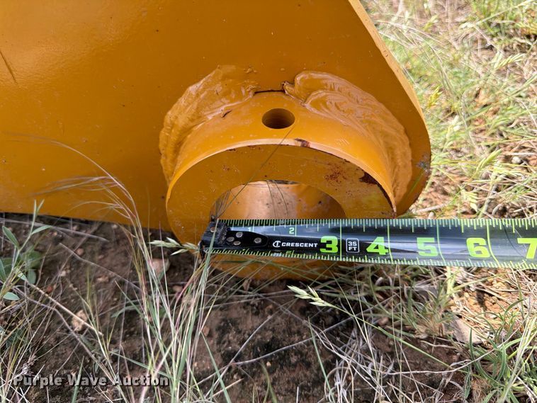 image for item FB8098 2025 GIYI Cat 320 Excavator ripper