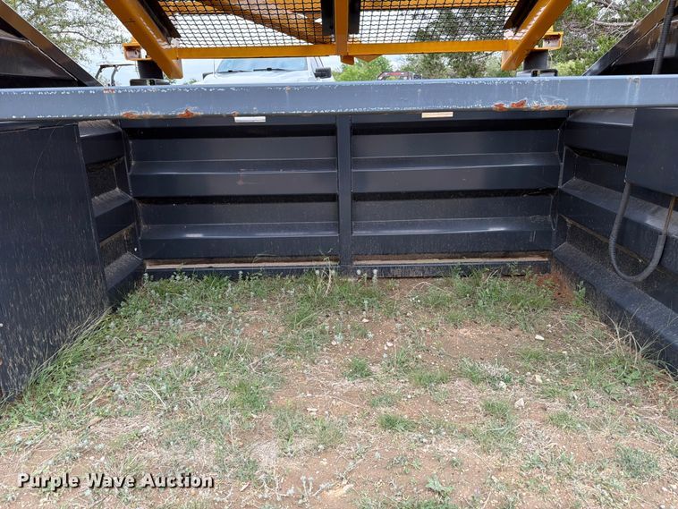 image for item FB8102 Paladin Industrial US70 screen