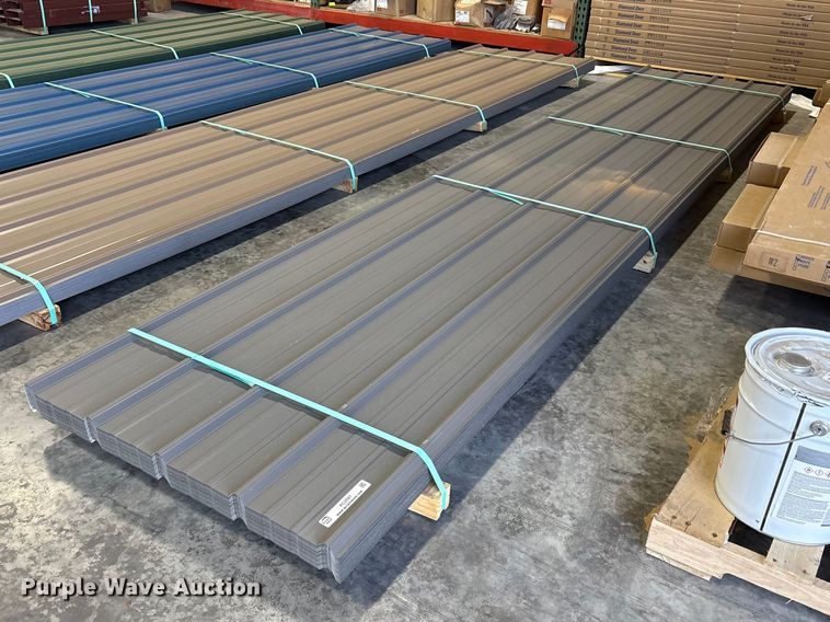 image for item FC2091 (96) sheets of metal siding/roofing