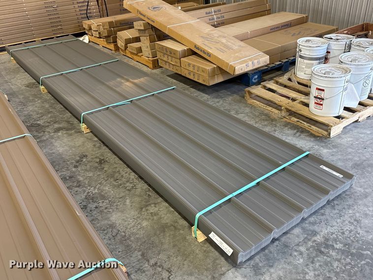 image for item FC2091 (96) sheets of metal siding/roofing