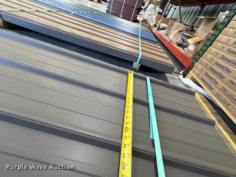 image for item FC2091 (96) sheets of metal siding/roofing