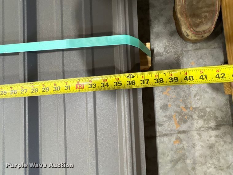 image for item FC2091 (96) sheets of metal siding/roofing