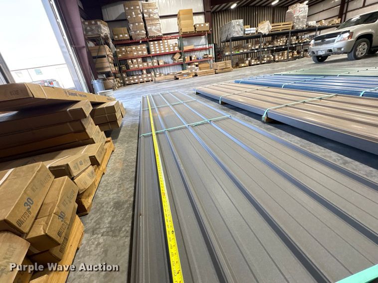 image for item FC2091 (96) sheets of metal siding/roofing