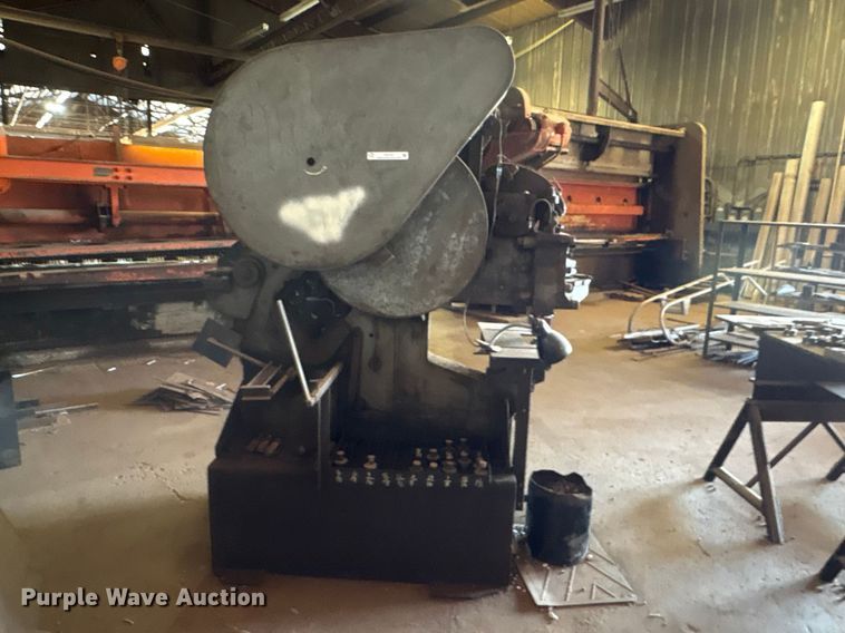 image for item FC2121 Buffalo Structural iron worker