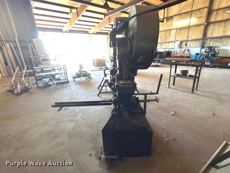 image for item FC2121 Buffalo Structural iron worker