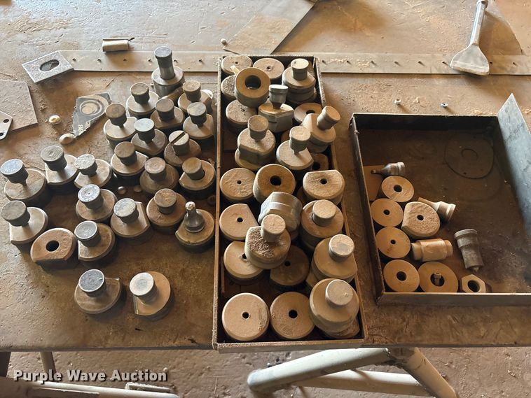 image for item FC2121 Buffalo Structural iron worker