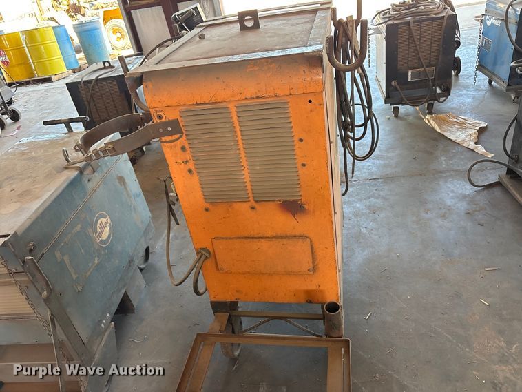image for item FC2125 (2) welders