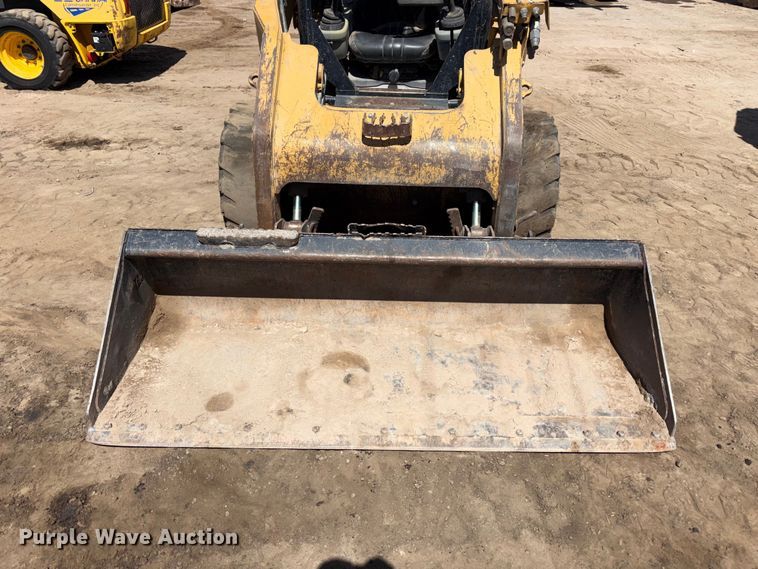 image for item FC2137 2007 Caterpillar 246C skid steer loader