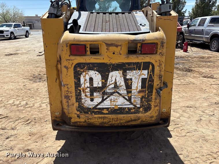 image for item FC2137 2007 Caterpillar 246C skid steer loader