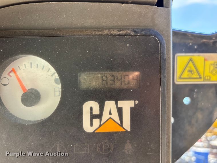 image for item FC2137 2007 Caterpillar 246C skid steer loader