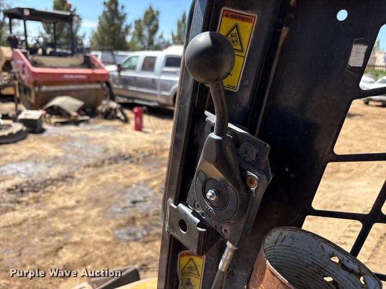 image for item FC2137 2007 Caterpillar 246C skid steer loader