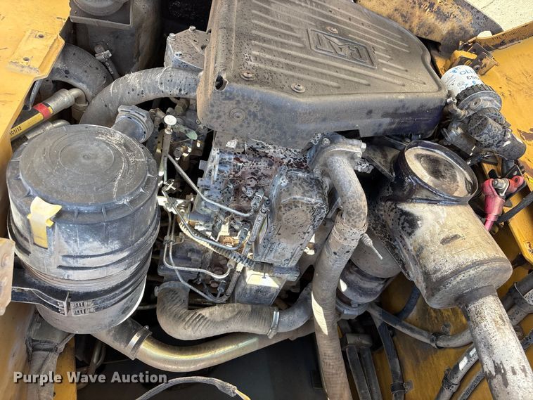 image for item FC2137 2007 Caterpillar 246C skid steer loader