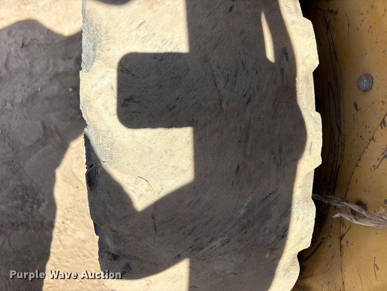 image for item FC2137 2007 Caterpillar 246C skid steer loader