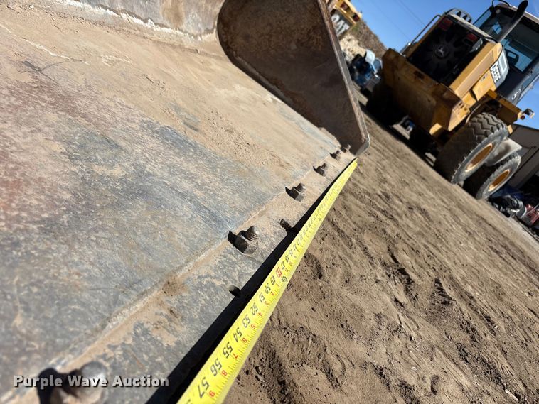 image for item FC2138 2011 New Holland L225 skid steer loader