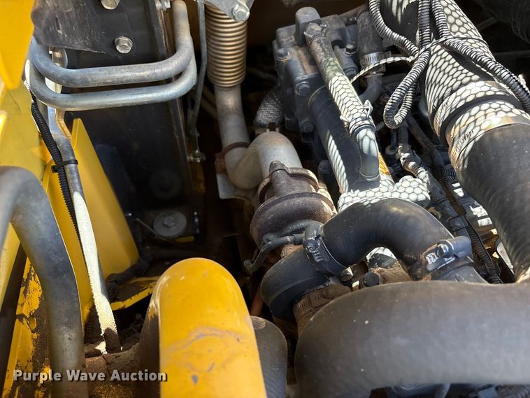 image for item FC2138 2011 New Holland L225 skid steer loader