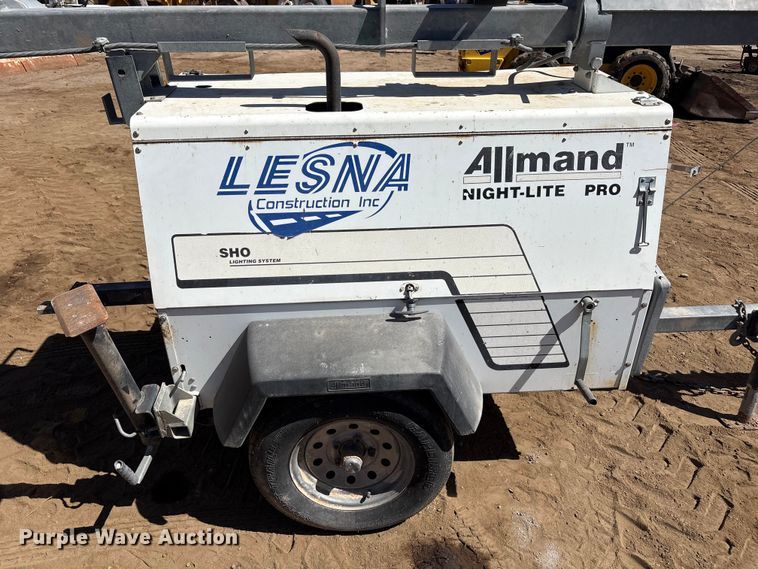 image for item FC2139 Allmand Night-lite pro light plant