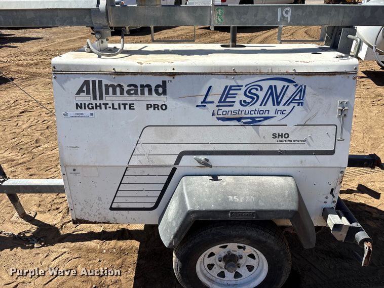 image for item FC2139 Allmand Night-lite pro light plant