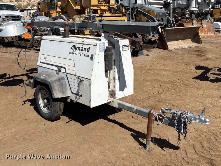 image for item FC2140 Allmand Night-lite Pro light plant