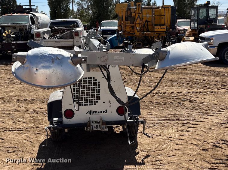 image for item FC2140 Allmand Night-lite Pro light plant