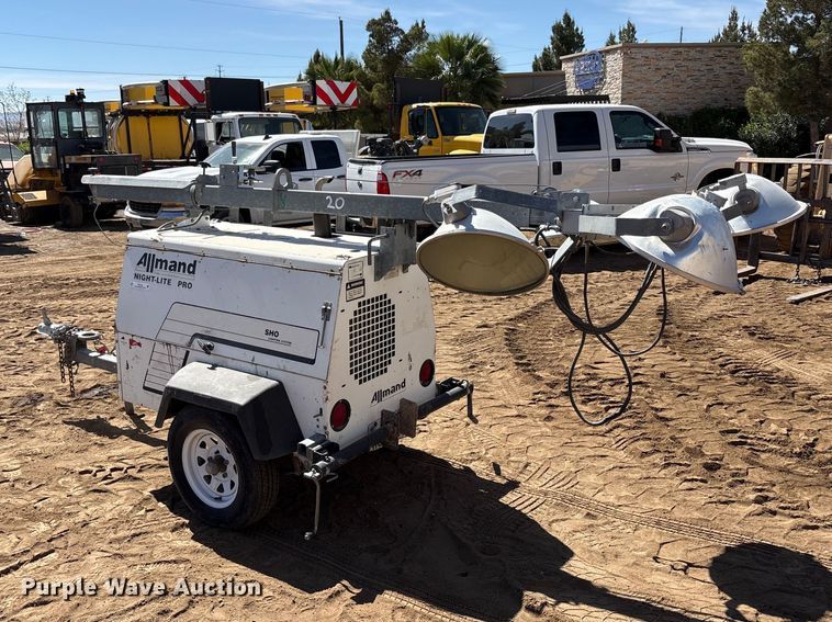 image for item FC2140 Allmand Night-lite Pro light plant