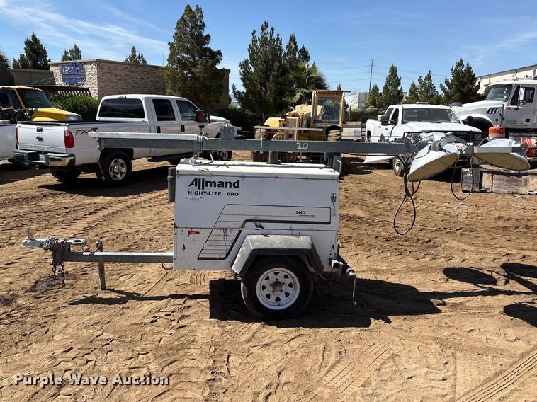 image for item FC2140 Allmand Night-lite Pro light plant