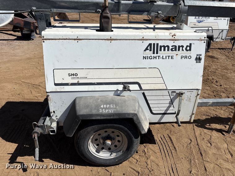 image for item FC2140 Allmand Night-lite Pro light plant