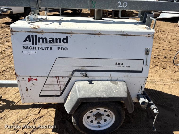 image for item FC2140 Allmand Night-lite Pro light plant