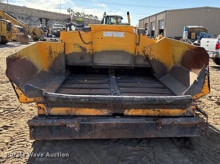 image for item FC2143 LeeBoy L8500T paver