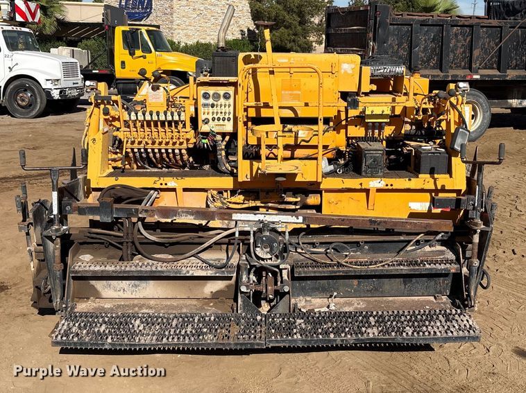 image for item FC2143 LeeBoy L8500T paver